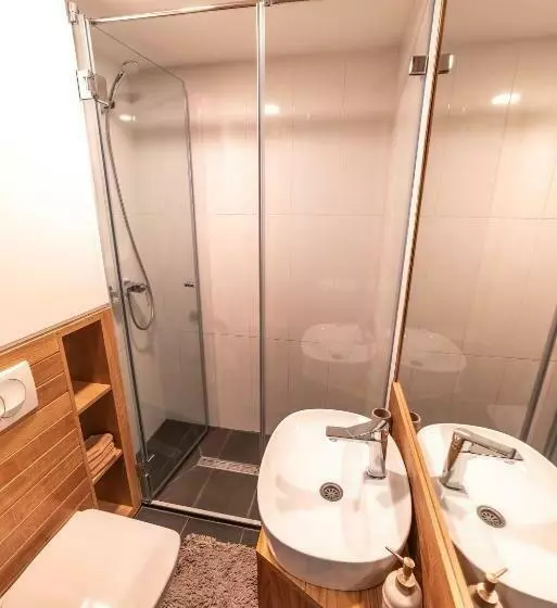 Waterfall Glamping Cabin