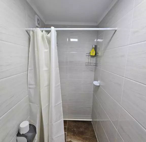 پانسیون Guest House Tenir Too