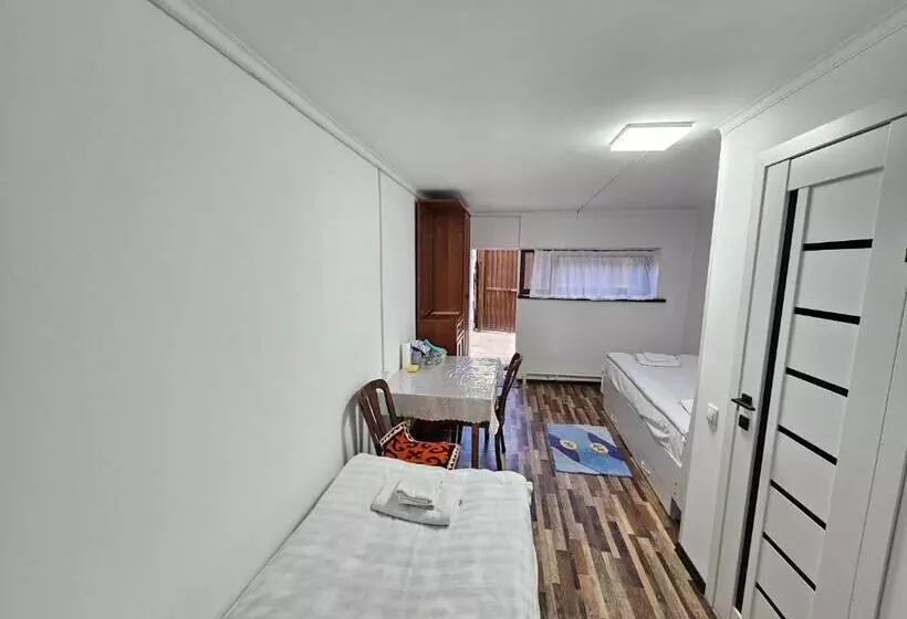 پانسیون Guest House Tenir Too