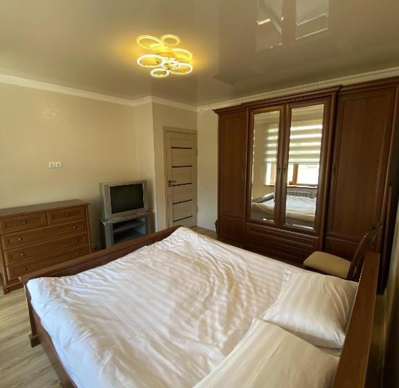 پانسیون Guest House Tenir Too