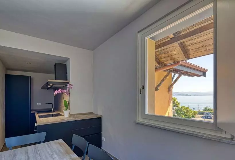 Residence Via Di Francia