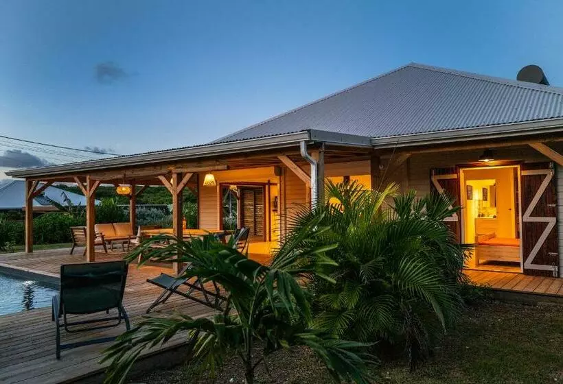 Villa North Shore