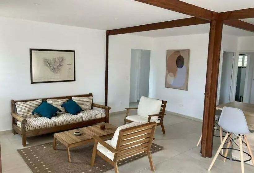 Villa North Shore