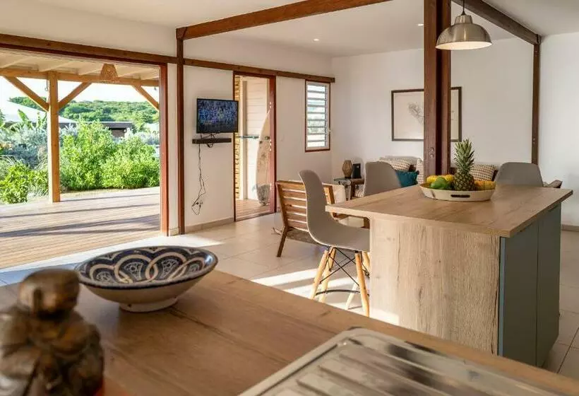 Villa North Shore