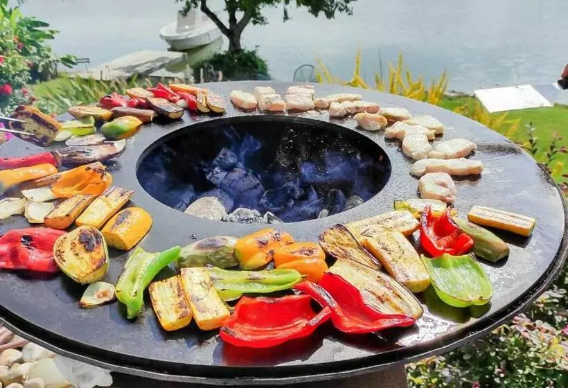 Aamiaismajoitus (B&B) Aux Rives De La Courtade