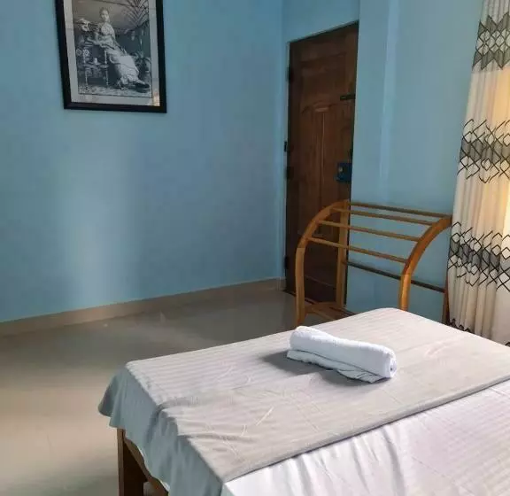 ベッドアンドブレックファースト Nalluran Illam   Family Room