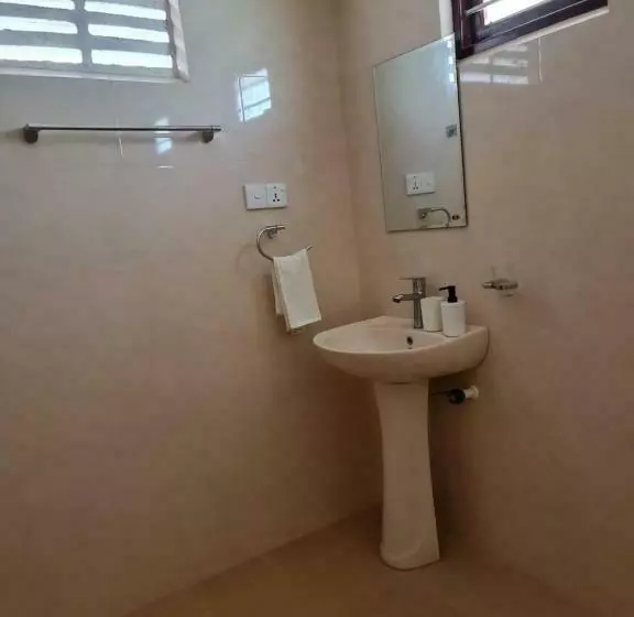 ベッドアンドブレックファースト Nalluran Illam   Family Room