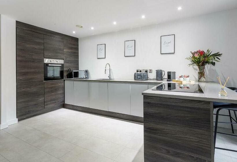 Boutique Quayside Apartment Free Parking