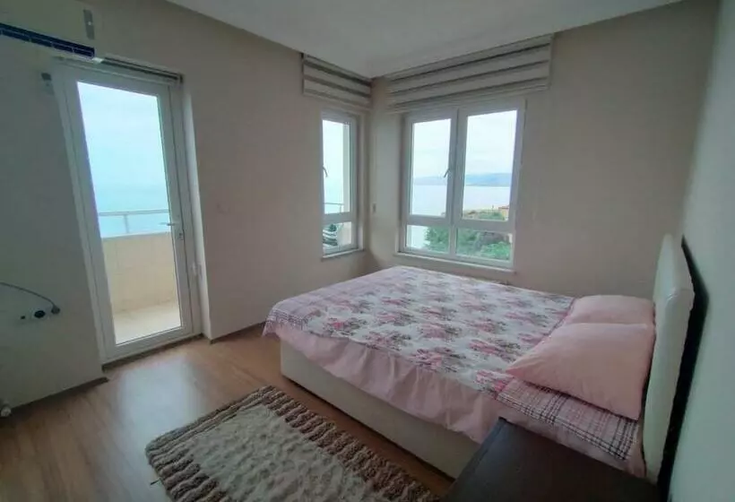 El Navras Apartmen