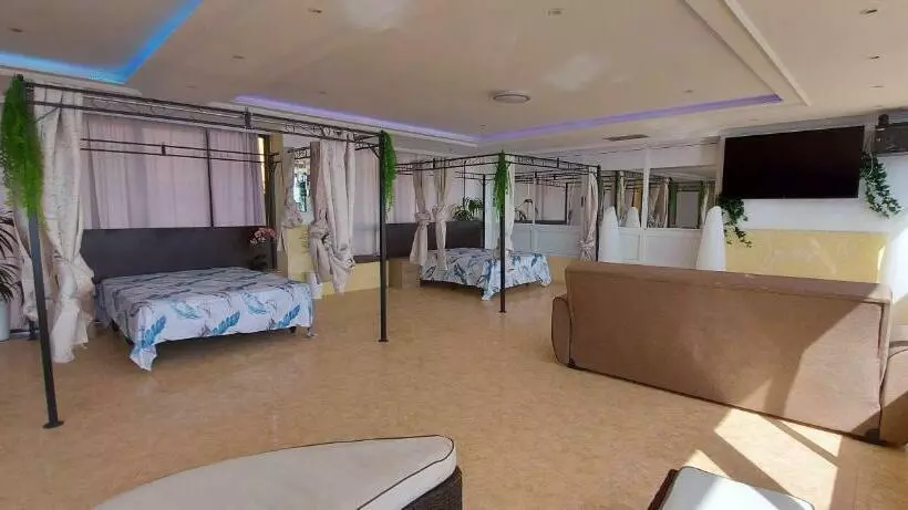 First Line Of The Ocean, 3 Bedrooms & Free Wifi