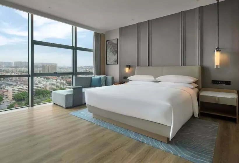 ホテル Courtyard By Marriott Foshan Gaoming