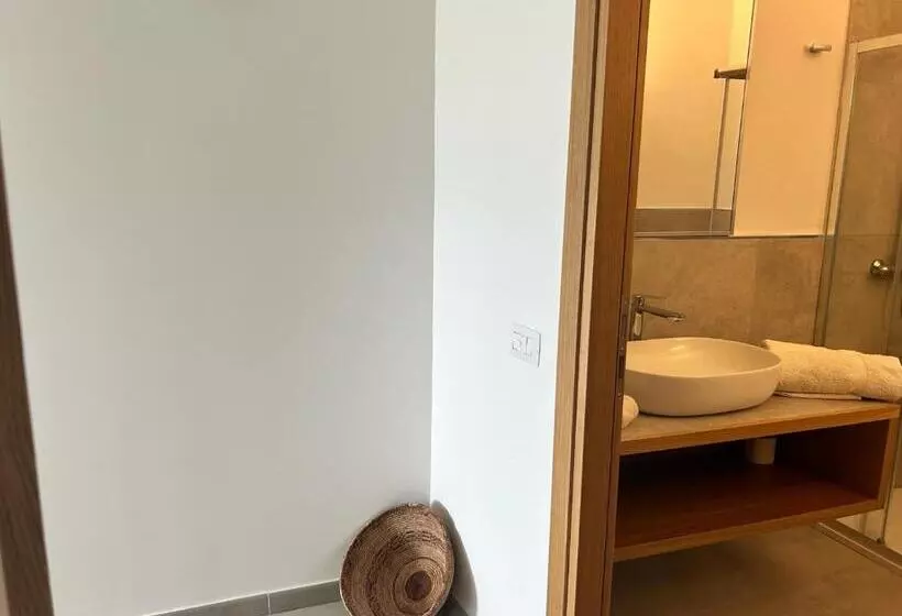 ペンション Rooms, Affittacamere Maksim