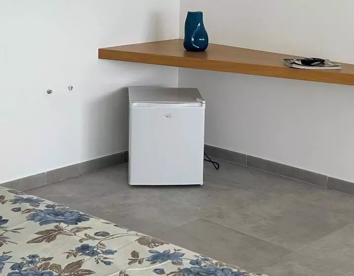 ペンション Rooms, Affittacamere Maksim