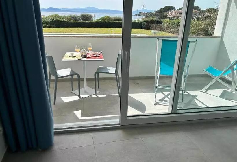 ペンション Rooms, Affittacamere Maksim