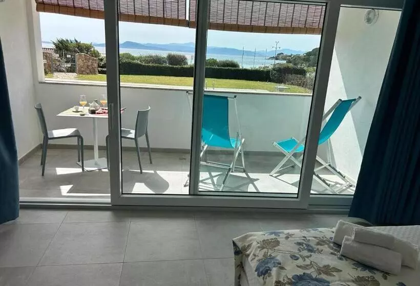 ペンション Rooms, Affittacamere Maksim