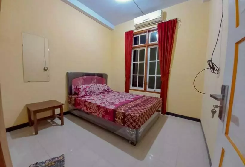 Pension Rumah Kost Nakula