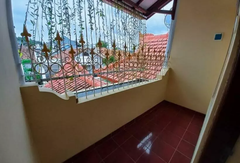 Pension Rumah Kost Nakula