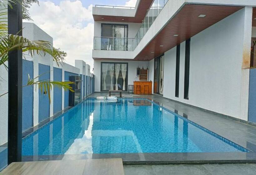 Sherlock Homes 221b Lonavala 4bhk