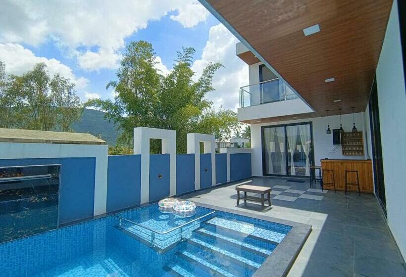 Sherlock Homes 221b Lonavala 4bhk