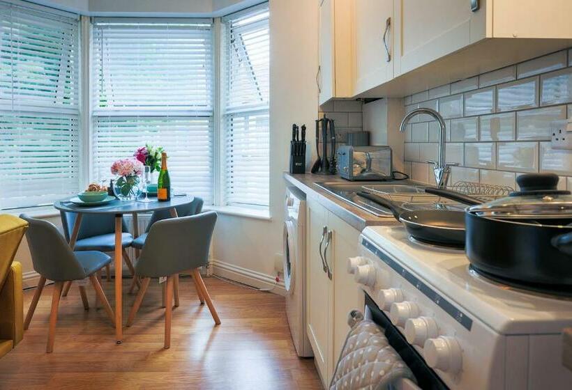 The Best Flat On The Street Three Minutes Walk From The Beach