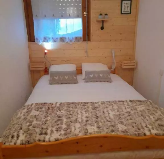 Les Pierres Blanches 2 Pieces Cosy Et Fonctionnel