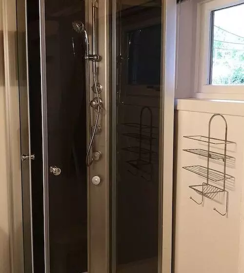 Apartment In Selatrað   Free Parking