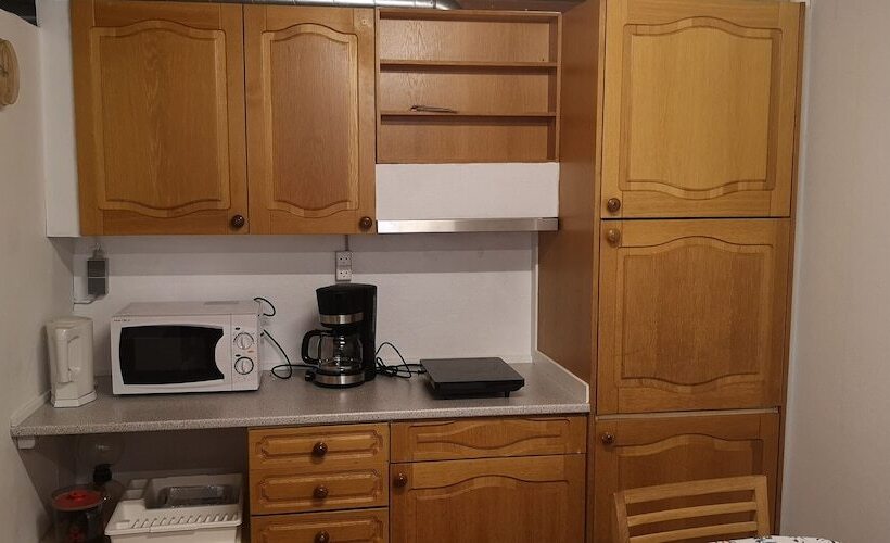 Apartment In Selatrað Free Parking