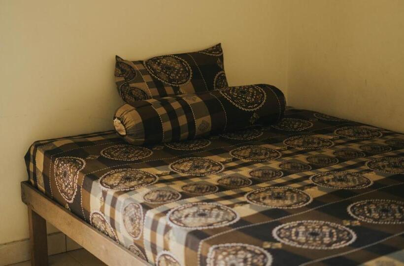 פנסיון Kelana Guest House