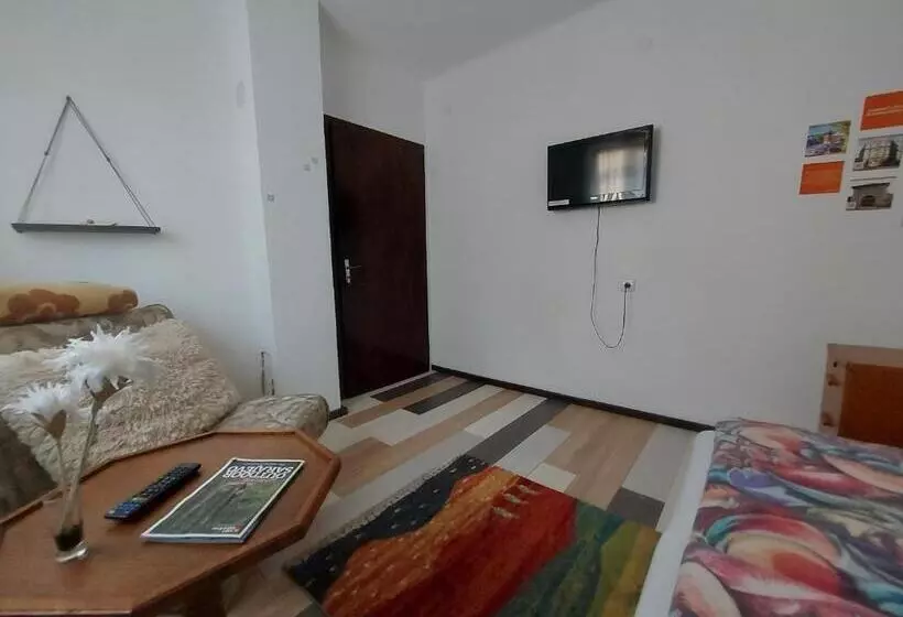 پانسیون Pandora S Place