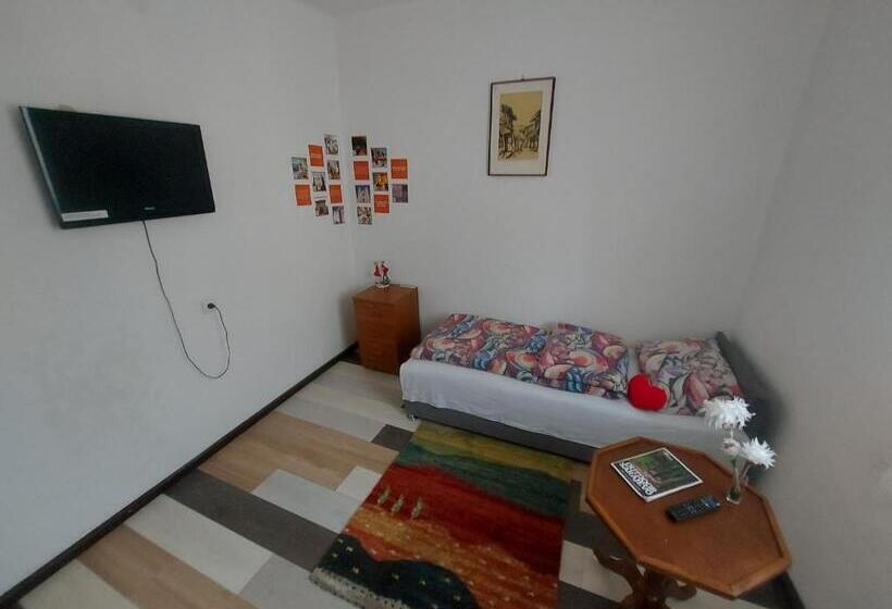 پانسیون Pandora S Place