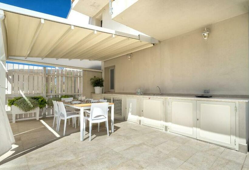 Eland A Due Passi Dal Mare