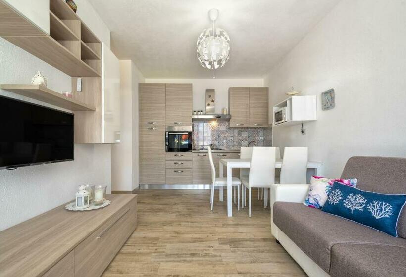 Eland A Due Passi Dal Mare