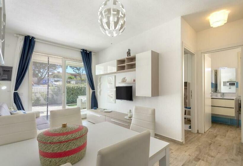 Eland A Due Passi Dal Mare