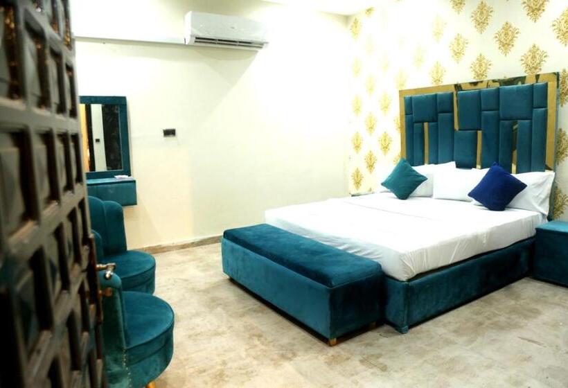 هتل De Smart Multan