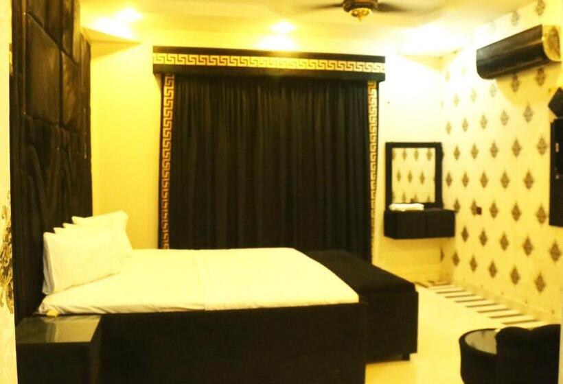 هتل De Smart Multan