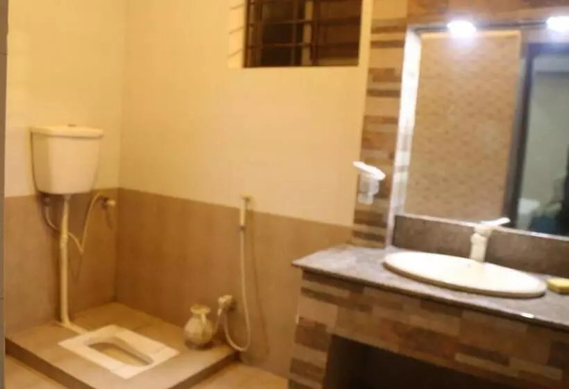 هتل De Smart Multan