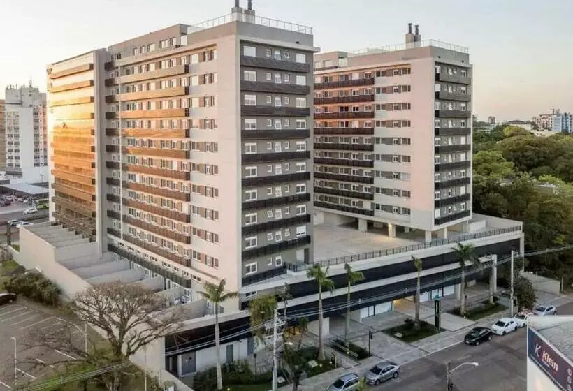 Loft 1303 Maxplaza, Encantador, Piscina, Garagem