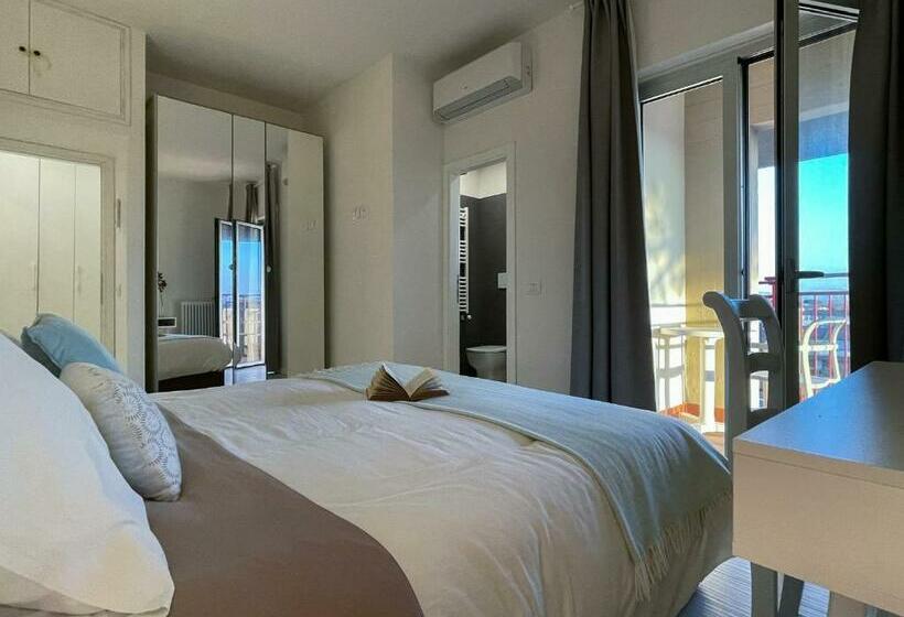 Newly Renovated Penthouse With Amazing Terrace