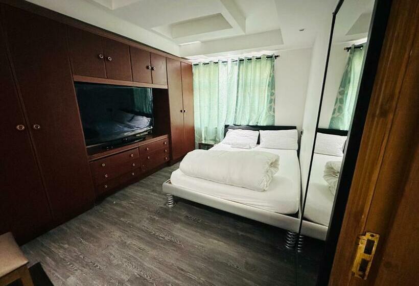 민박 Uniques! 4beds Double Bed