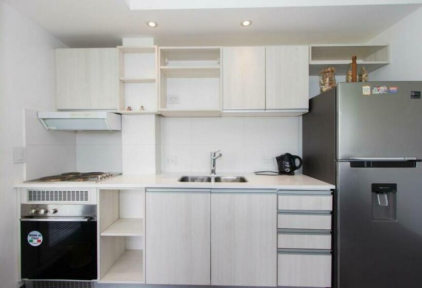 Gray Fox Apartments Pipo