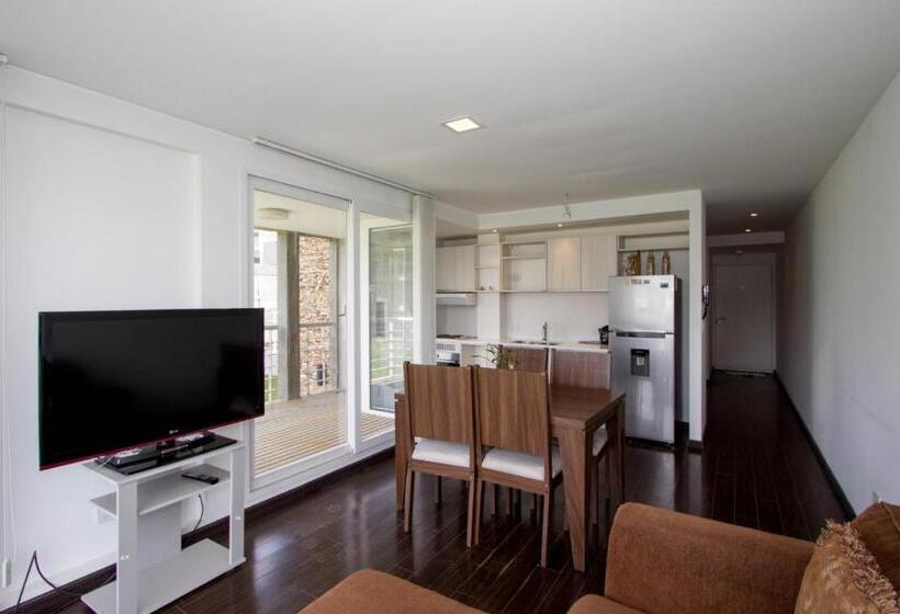 Gray Fox Apartments Pipo