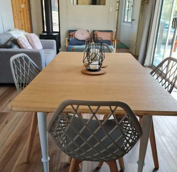 Отель Delightful Container House With Views