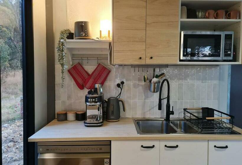 Отель Delightful Container House With Views