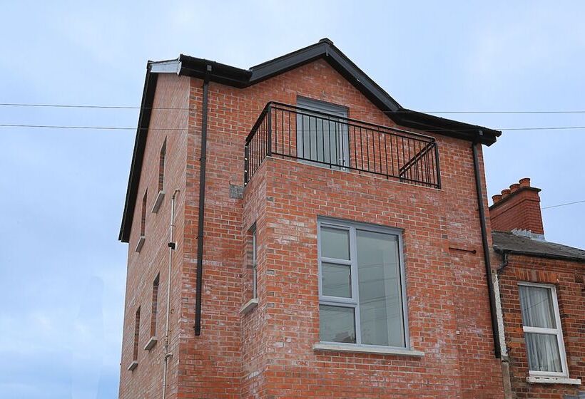 No1 Luxury Service Apartments