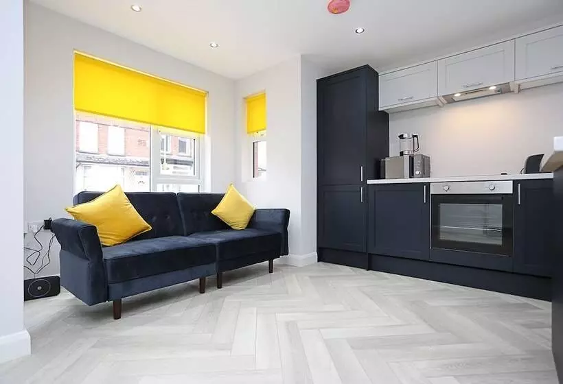 No1 Luxury Service Apartments