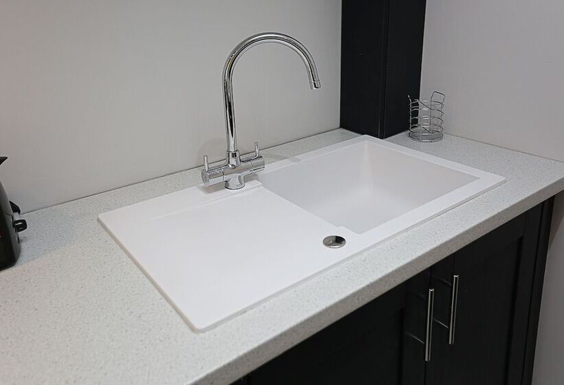 No1 Luxury Service Apartments