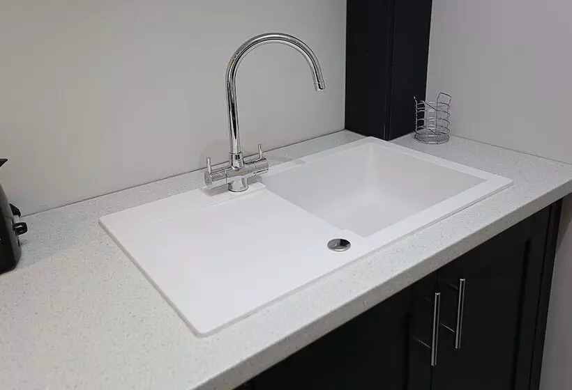 No1 Luxury Service Apartments