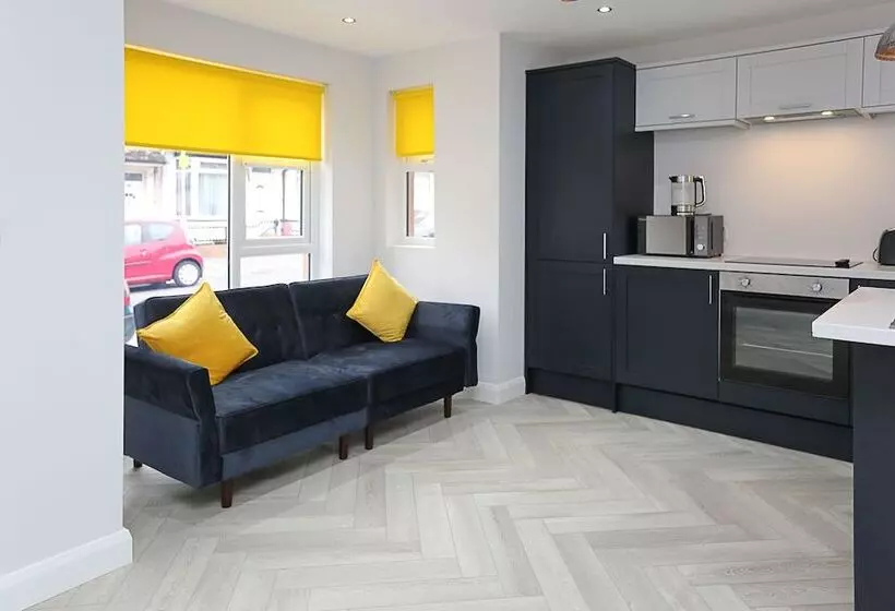No1 Luxury Service Apartments