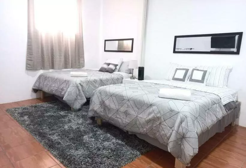 پانسیون W S Hostel