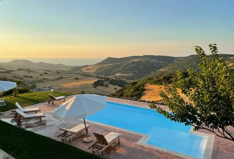Villa Infinity